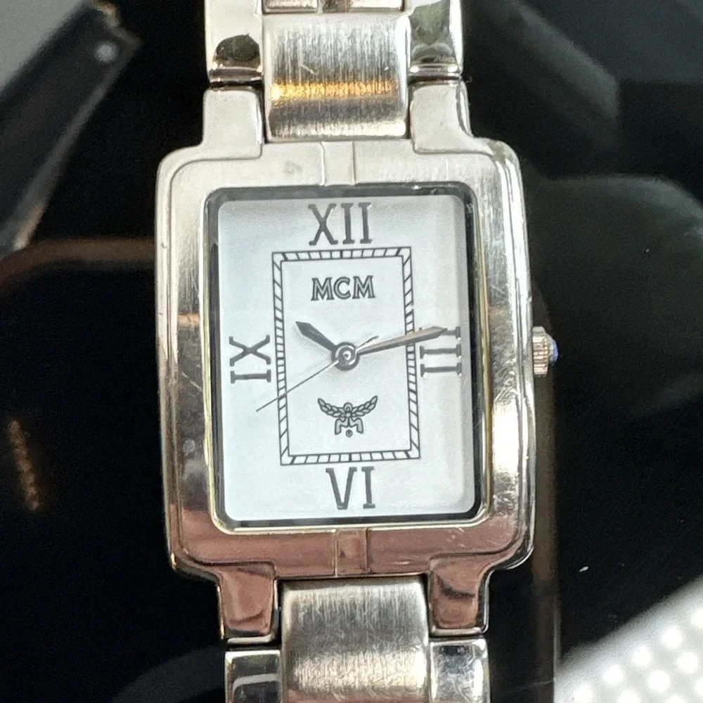 MCM AM.LINE 6991‎ Women's Stainless Steel Quartz Watch Swiss Movement